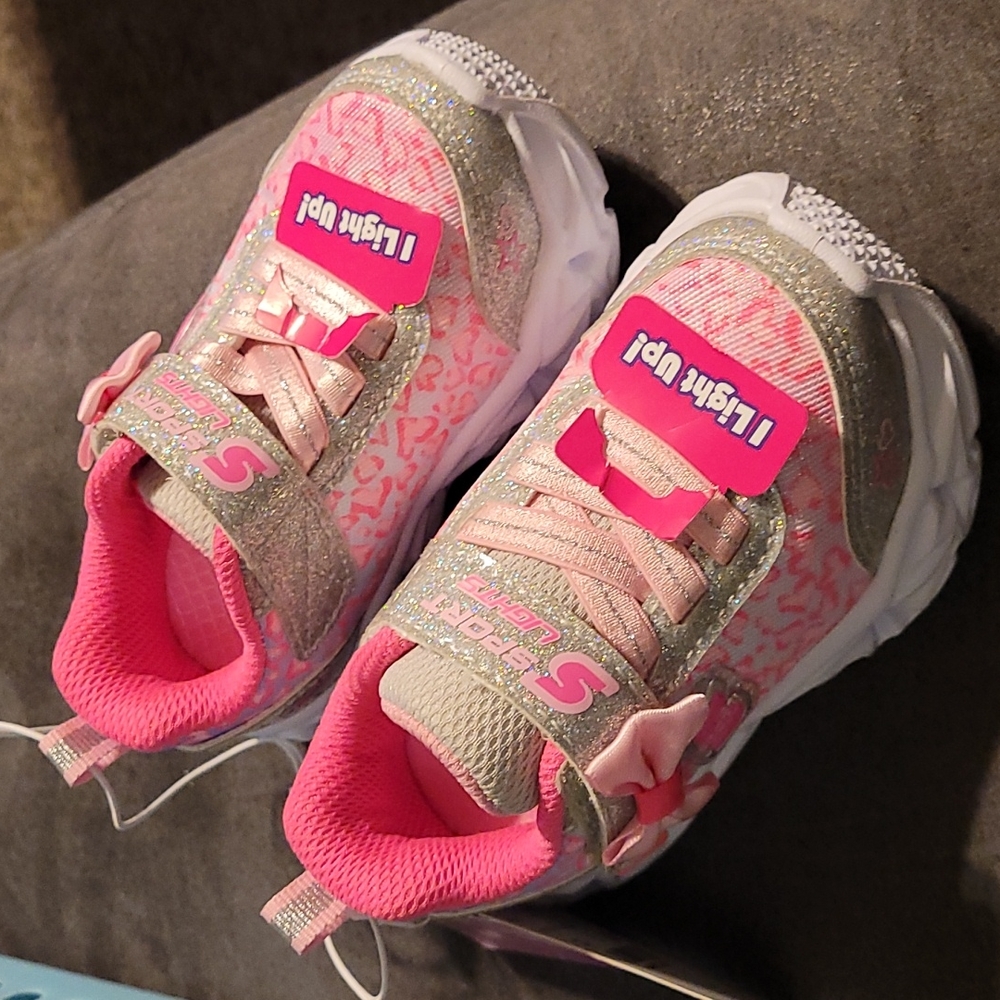 Sketches shoes, toddler girls  size 5
